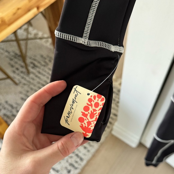 Free People Movement Powder Vixen Catsuit Ski Base Layer NWT - Picture 7 of 7